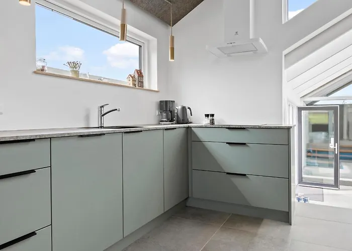 Сasa de vacaciones 4 Bedroom Amazing In *